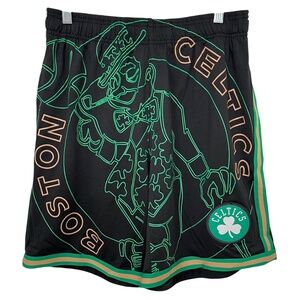 Boston Celtics Lucky the Leprechaun Line Graphic Basketball Shorts Men’s Medium